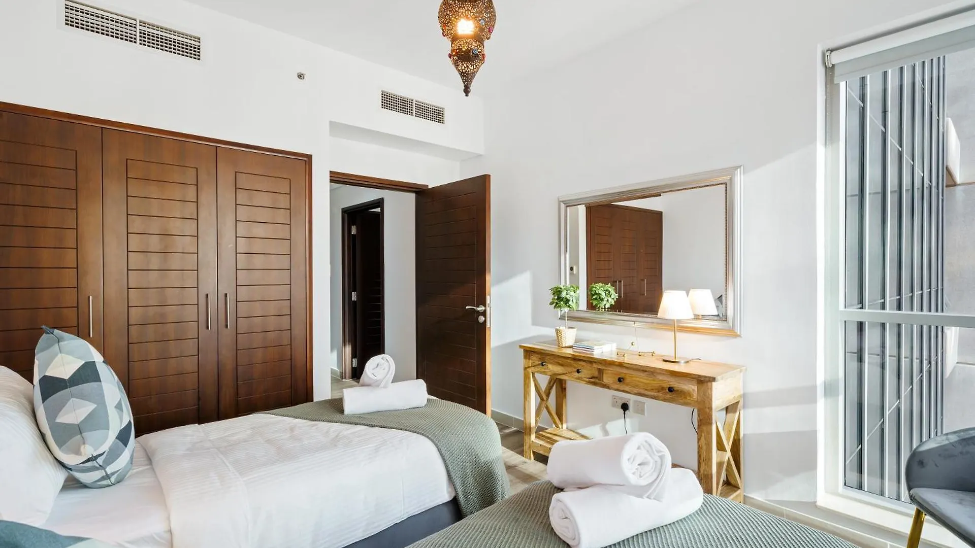 Stylish 2Br In Downtown Dubai - Walk 2 Dubai Opera Apartment