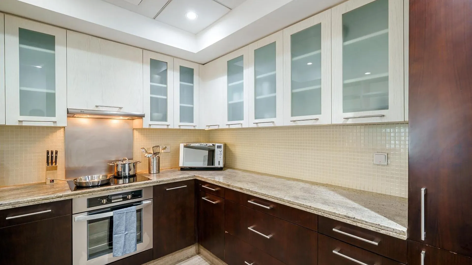 Stylish 2Br In Downtown Dubai - Walk 2 Dubai Opera Apartment 0*,  United Arab Emirates